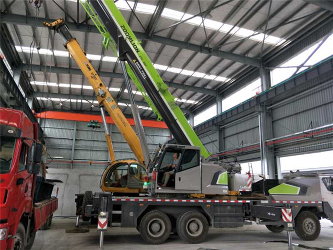 惠民县高空车出租需要注意哪些安全事项？